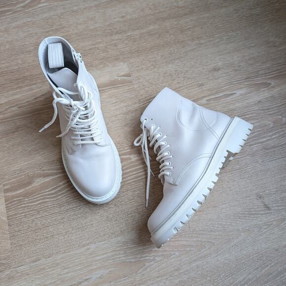 Valentino Garavani White VLogo Signature Ankle Combat Boots, size EU 38/ US 8 - Picture 1 of 10